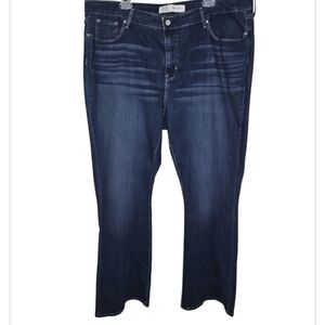 Levi's Signature Mid Rise Bootcut Plus Size Jeans Size 24M NEW